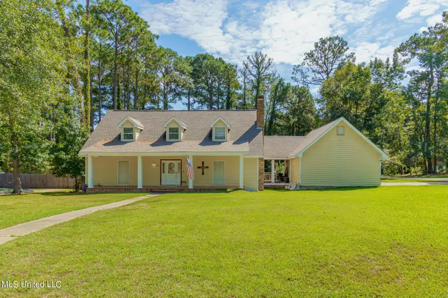 101 Pinewood Drive, Hattiesburg, MS 39402 - #3