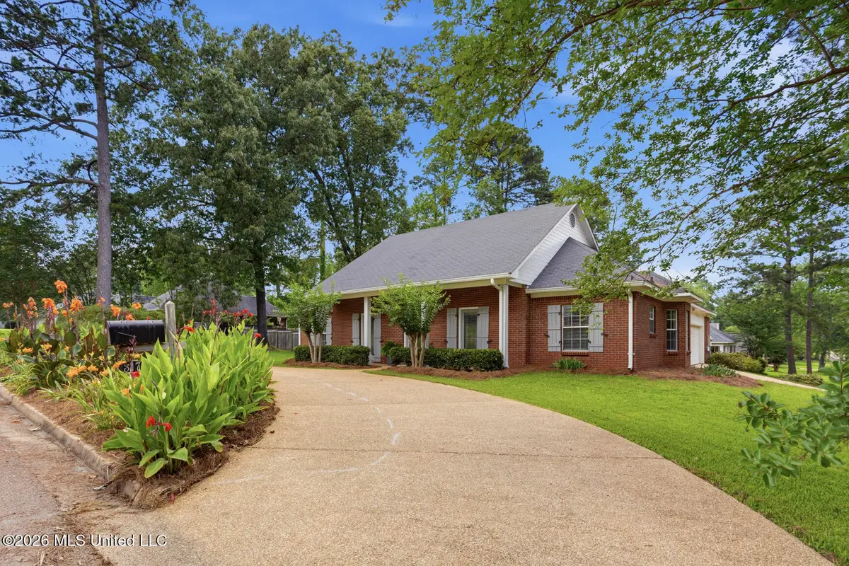 317 Woodrun Drive, Ridgeland, MS 39157 - #1