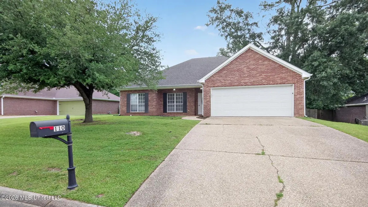 110 Live Oaks Boulevard, Pearl, MS 39208 - #1