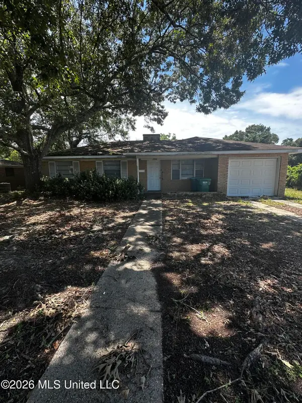 2004 Collins Boulevard, Gulfport, MS 39507