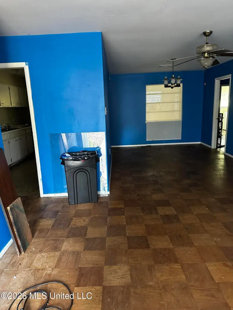 2004 Collins Boulevard, Gulfport, MS 39507 - #2