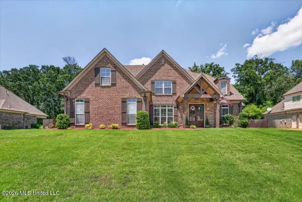 4464 Bakersfield Drive, Nesbit, MS 38651
