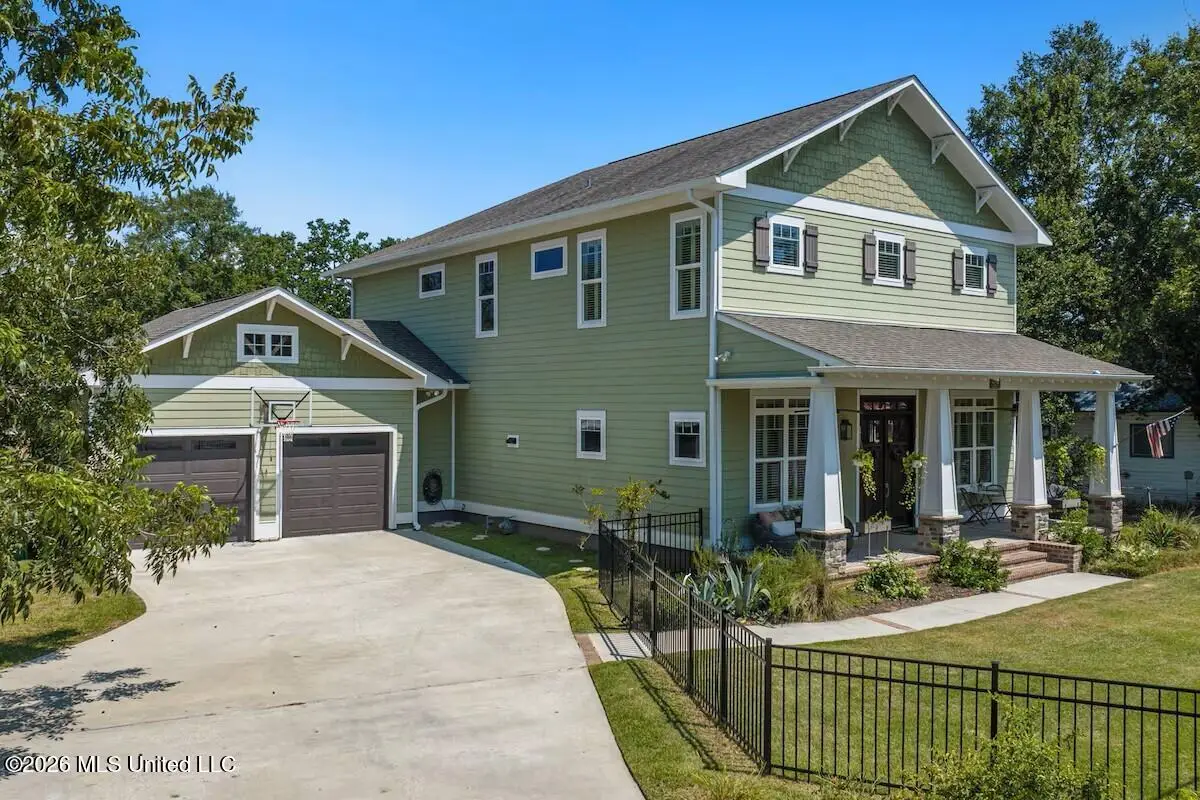 504 Dewey Avenue, Ocean Springs, MS 39564 - #1