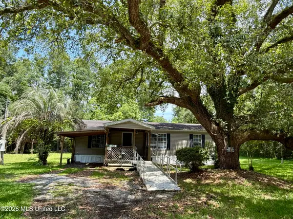 5318 Lindsey Avenue, Long Beach, MS 39560