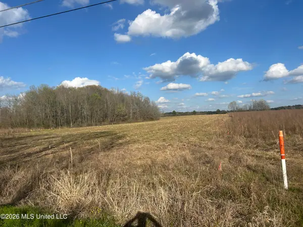 Old Hillsboro Road, Forest, MS 39074