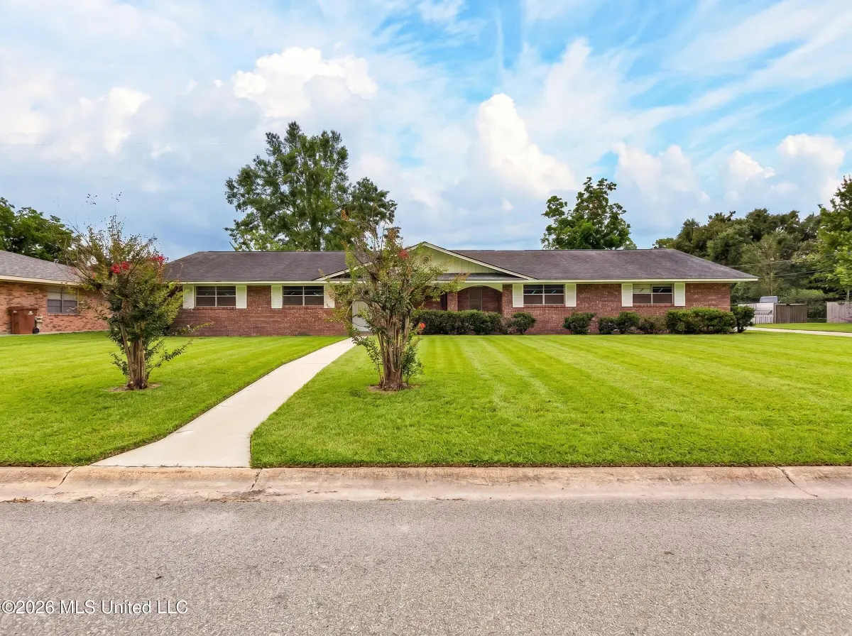 6 Pecan Circle, Long Beach, MS 39560 - #1