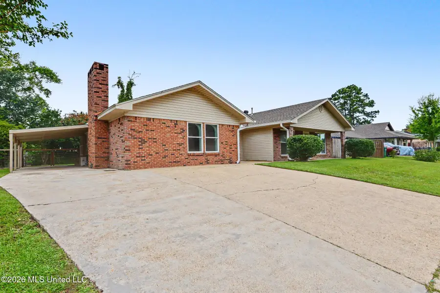 6309 J F Douglas Drive, Ocean Springs, MS 39564 - #2