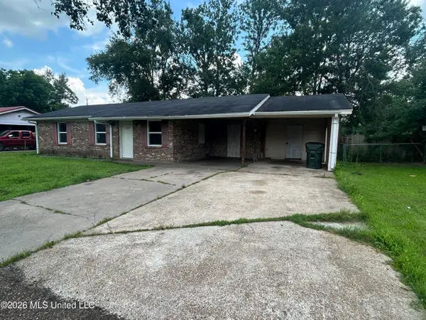 209 Rising Sun Circle, Greenwood, MS 38930