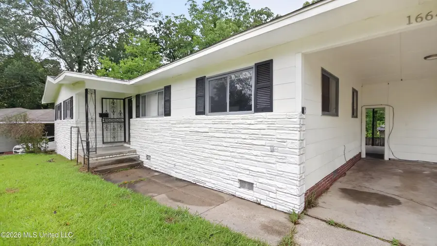 1664 Kentwood Drive, Jackson, MS 39212 - #2