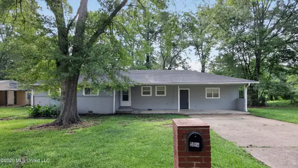 2738 Woodside Drive, Jackson, MS 39204