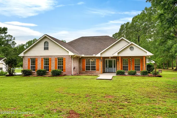 17 Jm Carnell Road, Poplarville, MS 39470