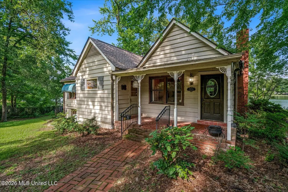 7539 W Shahkoka Drive, Olive Branch, MS 38654 - #1