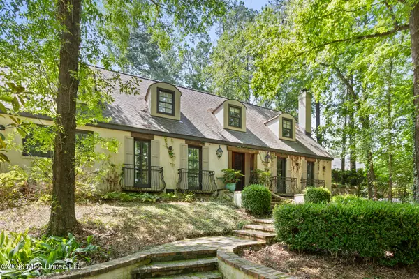 3838 Redbud Road, Jackson, MS 39211