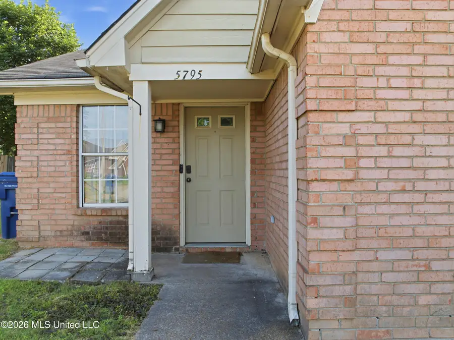 5795 Amaray Cove, Horn Lake, MS 38637 - #3