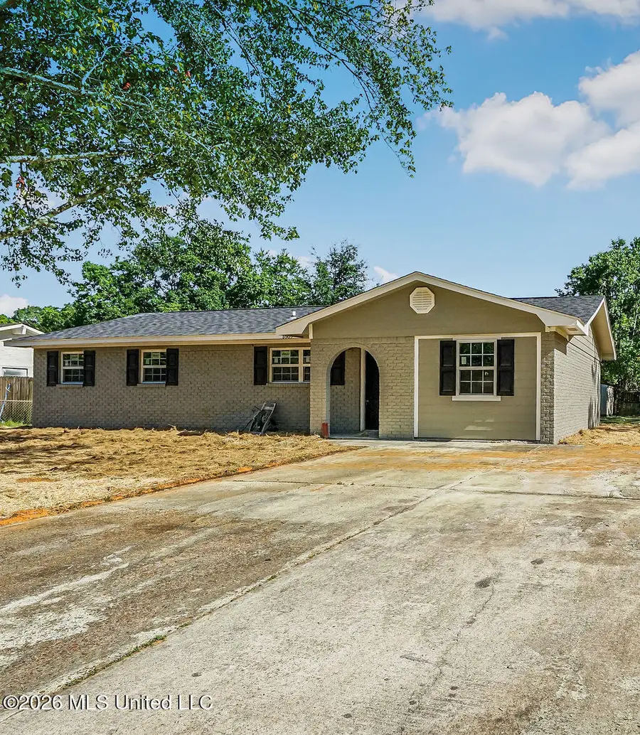 1809 Riverside Drive, Gautier, MS 39553 - #2