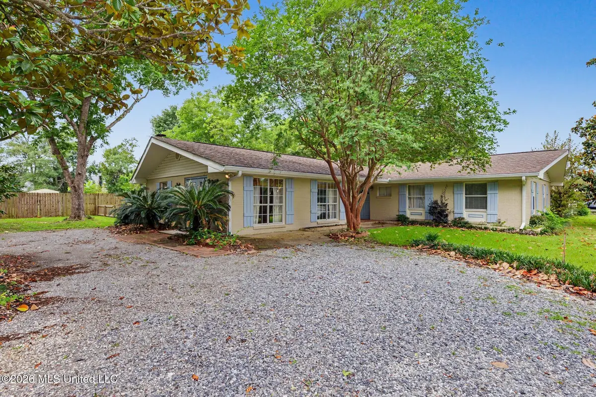 506 Esplanade Avenue, Bay Saint Louis, MS 39520 - #1