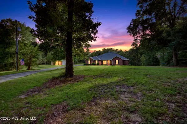 20201 N Hills Lane, Vancleave, MS 39565