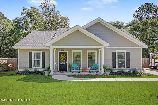 720 Plum Street, Ocean Springs, MS 39564