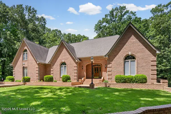 6705 Autumn Oaks Drive, Olive Branch, MS 38654