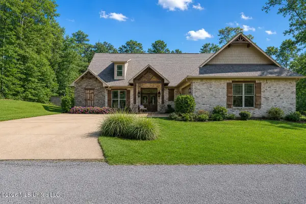 112 Laurelwood Trail, Mendenhall, MS 39114