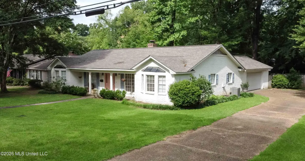 5355 Suffolk Drive, Jackson, MS 39211 - #1
