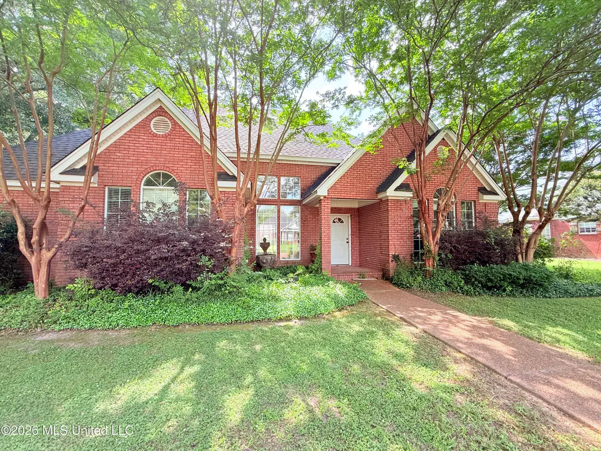 2465 Pryor Street, Grenada, MS 38901 - #1