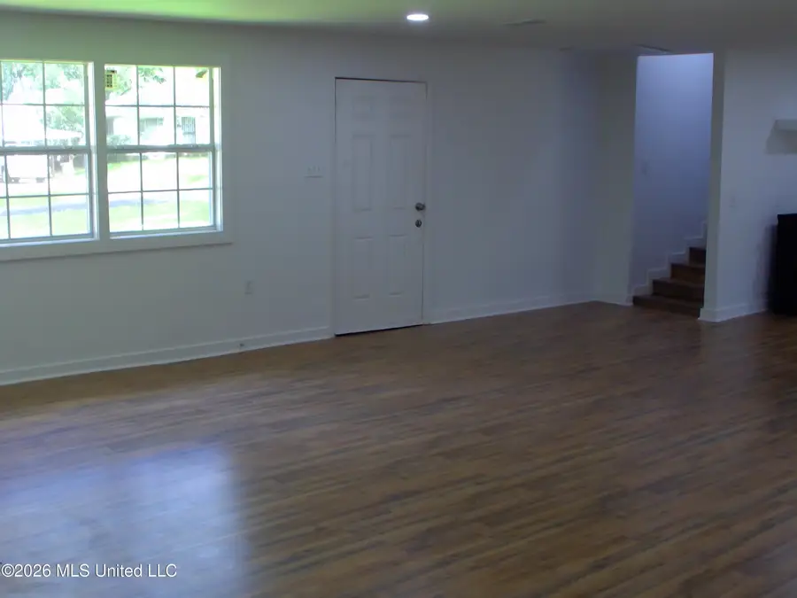 4129 Plaza Street, Jackson, MS 39206 - #3