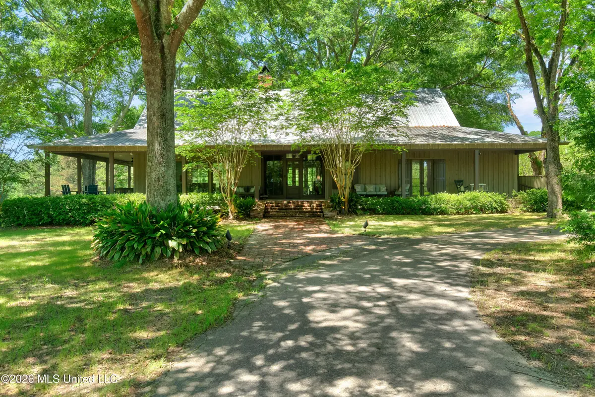 5844 N Williamsburg Road, Bassfield, MS 39421 - #1