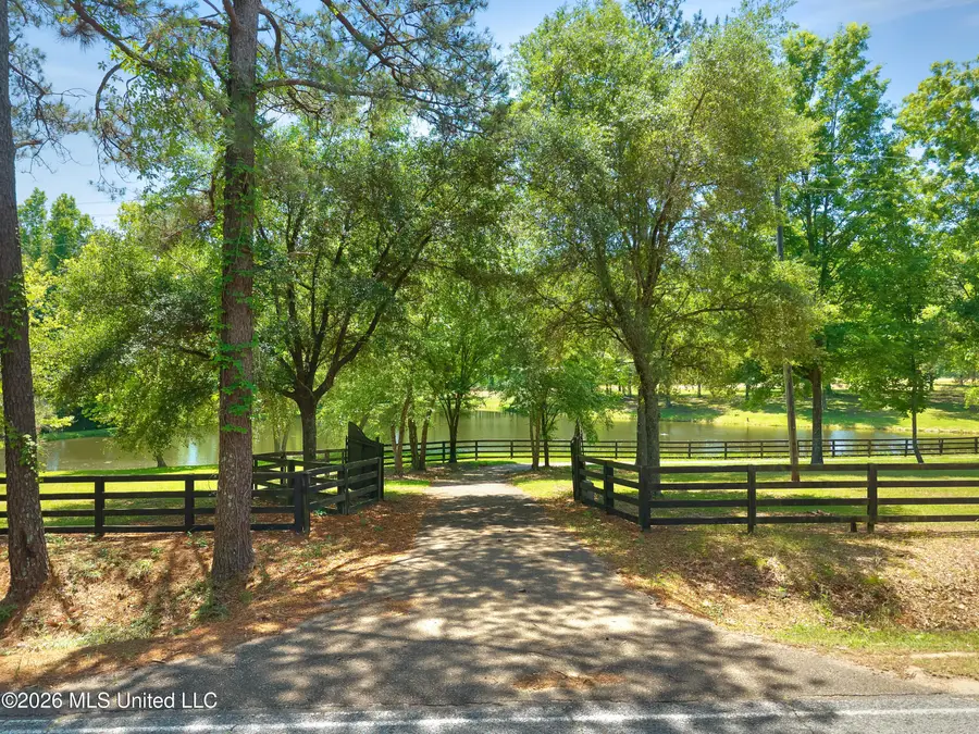5844 N Williamsburg Road, Bassfield, MS 39421 - #2