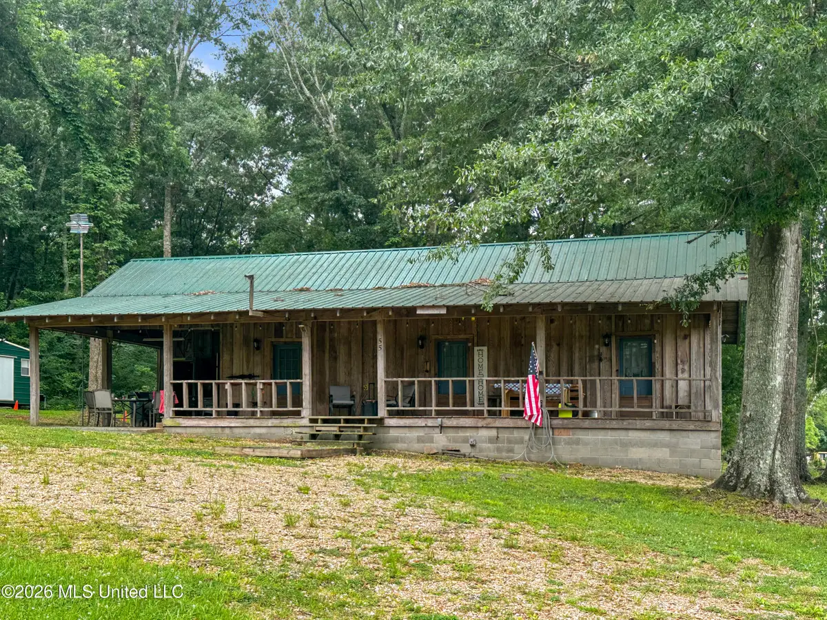 55 E 8th Avenue, Bay Springs, MS 39422 - #1