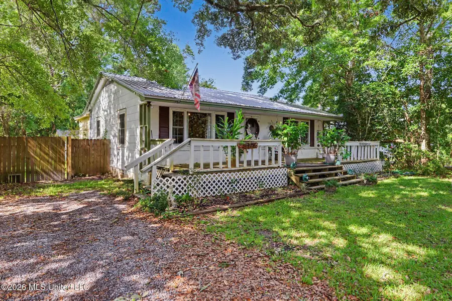 1918 Stuart Avenue, Ocean Springs, MS 39564 - #2