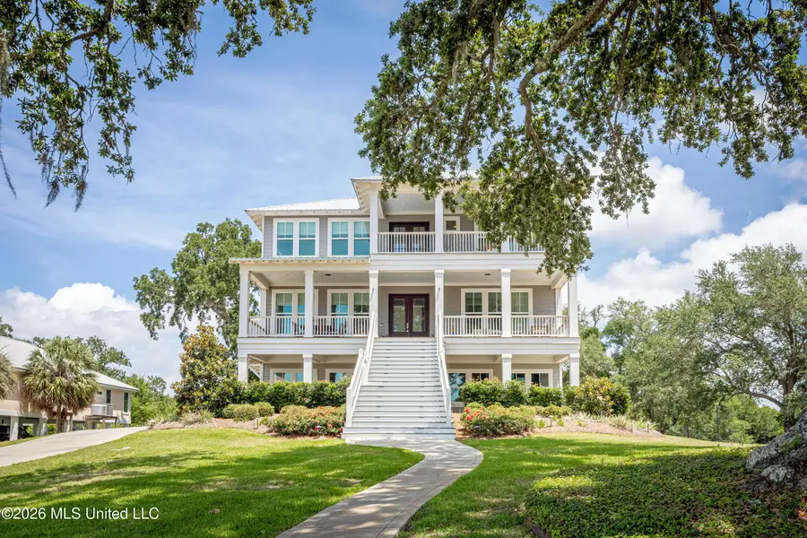 419 E Beach Drive, Ocean Springs, MS 39564 - #2