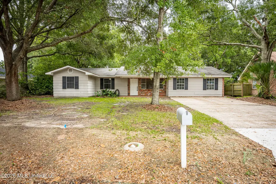 4014 Sherwood Street, Pascagoula, MS 39581 - #3