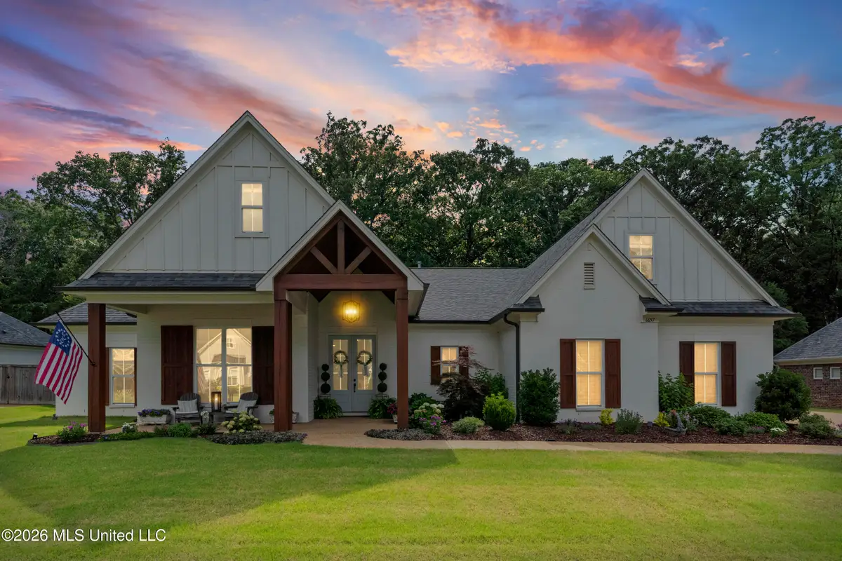 6657 Sunny Meadow Cove, Southaven, MS 38672 - #1