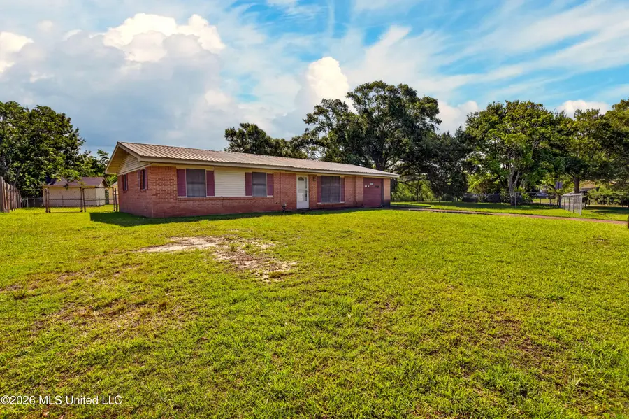 4912 Maid Marion Drive, Pascagoula, MS 39581 - #2