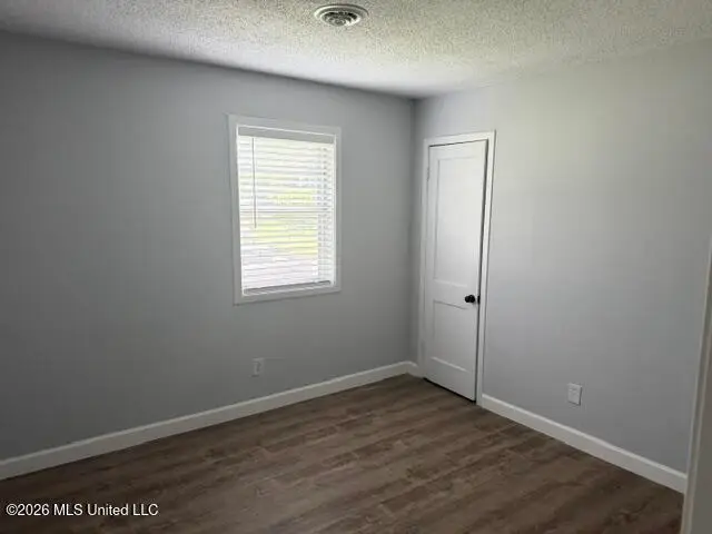 265 Chickasaw Street, Holly Springs, MS 38635 - #3