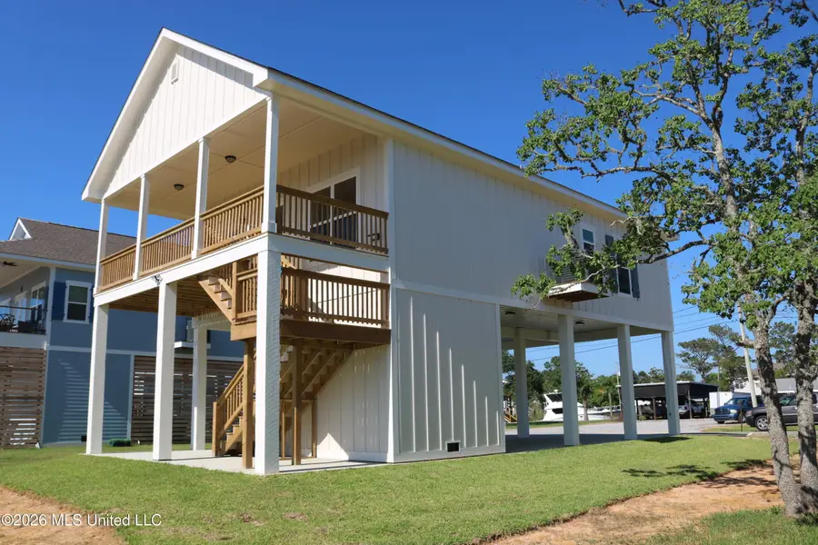 11007 New York Street, Bay Saint Louis, MS 39520 - #2