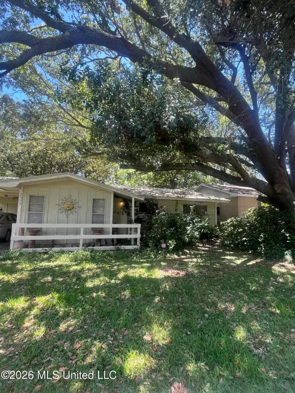 2902 Brookwood Avenue, Gulfport, MS 39501