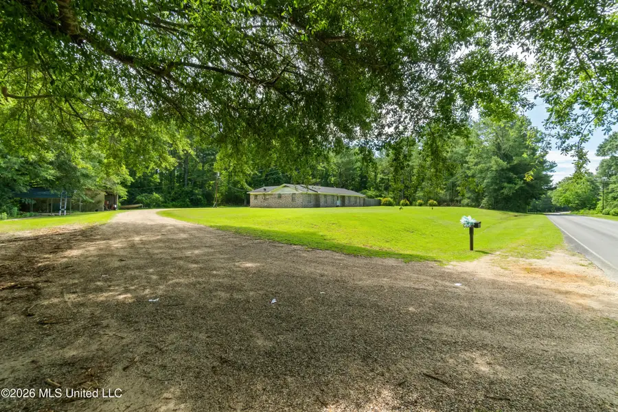 955 Clara Road, Waynesboro, MS 39367 - #2
