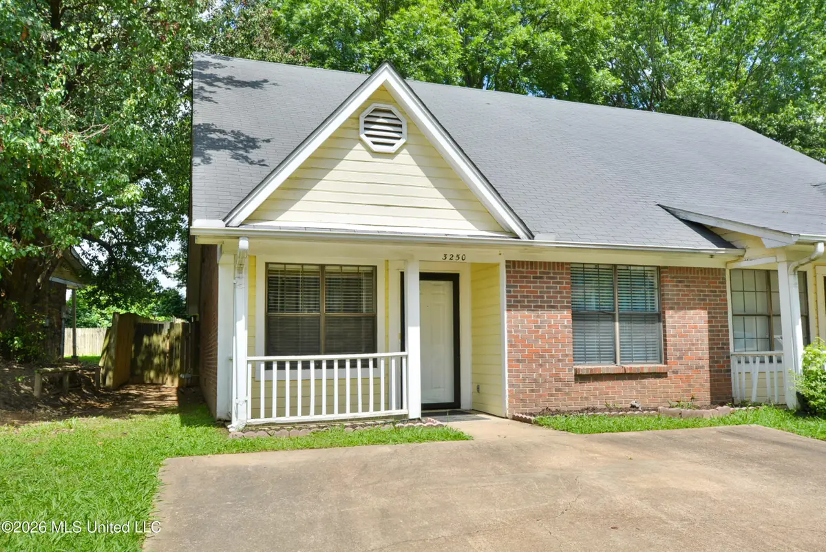 3250 Edenshire Lane, Horn Lake, MS 38637 - #1