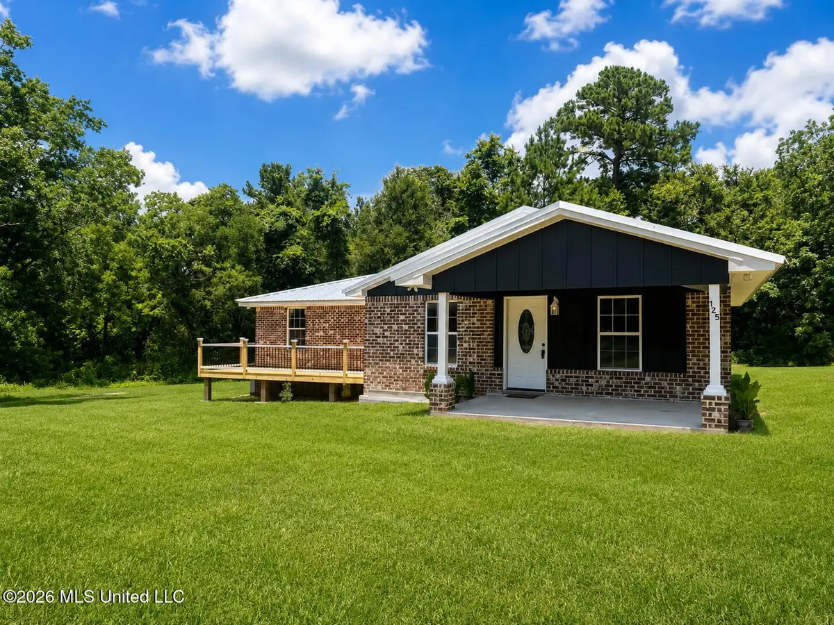 125 7th Avenue, Carriere, MS 39426 - #1