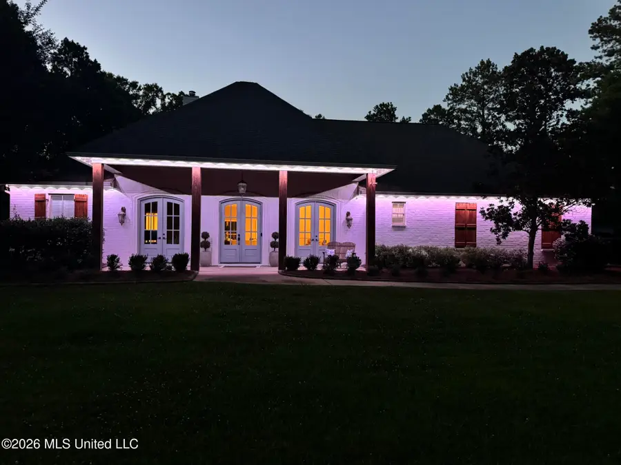 190 Deerwood Crossing, Canton, MS 39046 - #3
