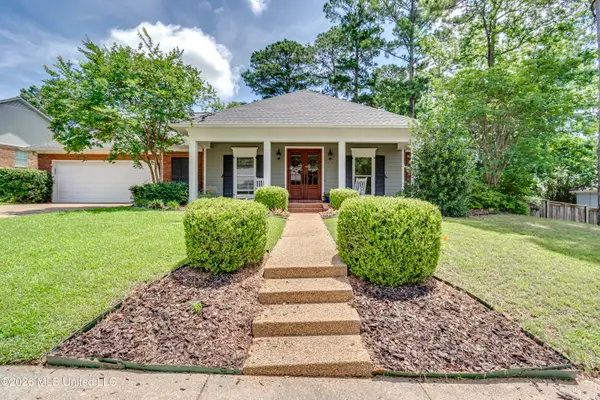 1020 Northshore Village Drive, Brandon, MS 39047