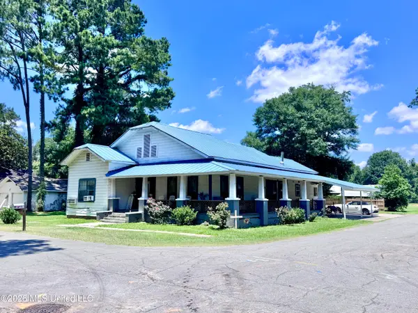 812 Watts Street, Monticello, MS 39654