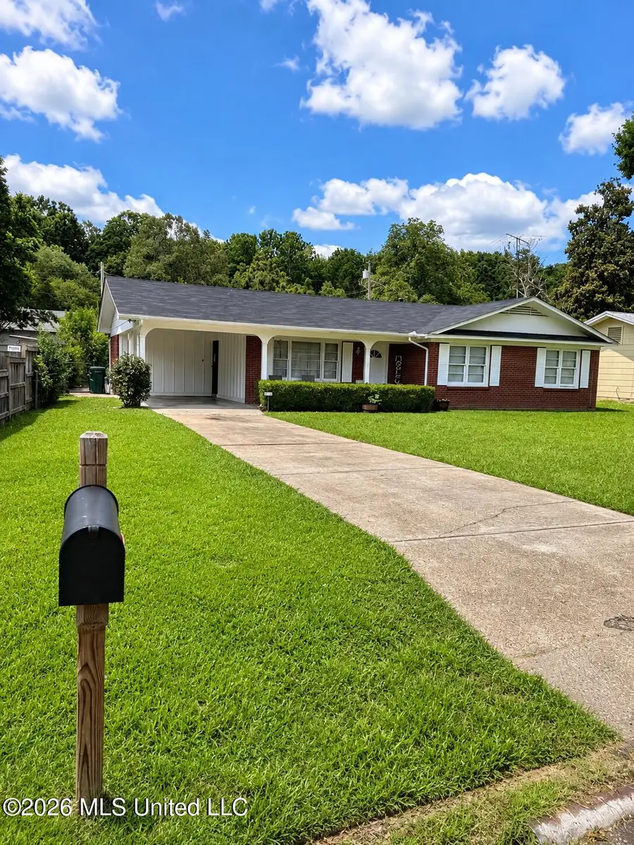 1830 Glencrest Avenue, Yazoo City, MS 39194 - #3