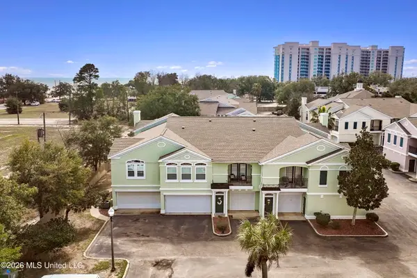 2252 Beach Drive, Gulfport, MS 39507