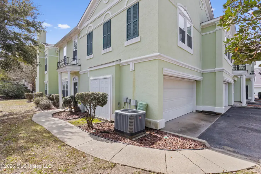 2252 Beach Drive, Gulfport, MS 39507 - #3