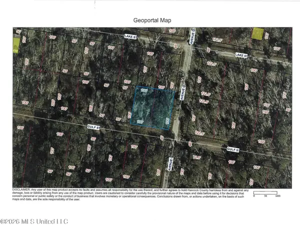 Avenue D, Waveland, MS 39576