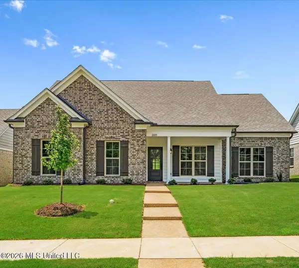 2253 Scott Mdws Lane, Hernando, MS 38632