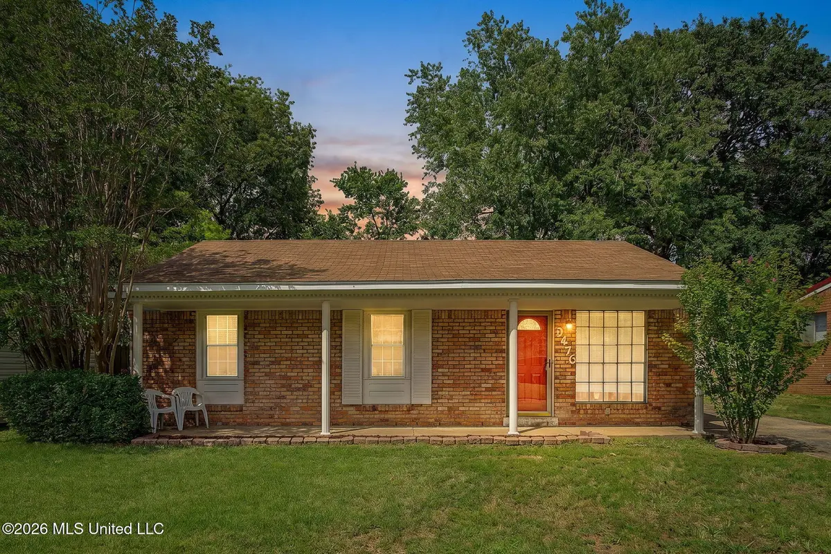 8476 W Southaven Circle, Southaven, MS 38671 - #1